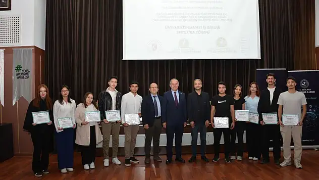 Üniversite Sanayi İş Birliği Kapsamında 118 Öğrenci Sertifikalarını Aldı!