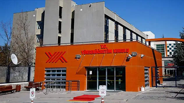 Üniversitelere yazı gönderildi! 'Cuma saatine ders ve sınav koymayın'