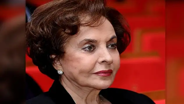 Usta oyuncu Ayten Gökçer hayatını kaybetti