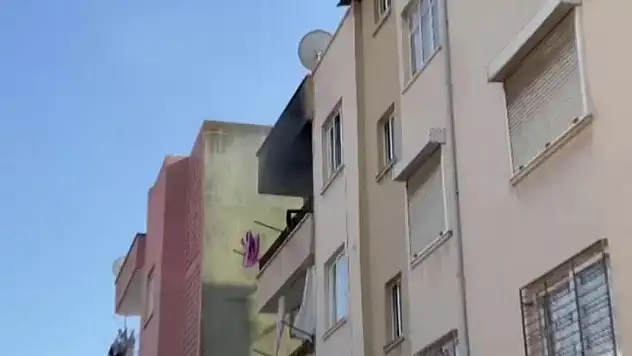 Uyuşturucu Bağımlısı Kiracı, Evi Ateşe Verdi!