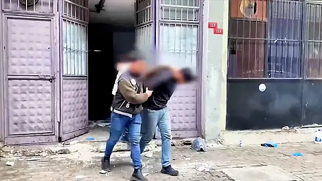 Uyuşturucu operasyonlarında 16 şüpheli yakalandı