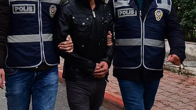 Uyuşturucu ticareti ve kara para aklama... Ne ararsan var!