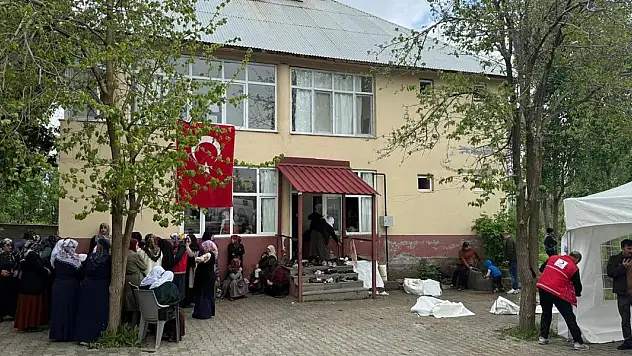 Uzman Çavuş Karadağ'ın şehadet haberi, Muş'taki ailesine ulaştı