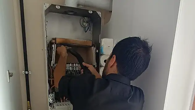 Uzmanlar uyardı: Kış gelmeden kombi ve petek bakımını yaptırmayan yüzde 30 fazla ödeyecek!