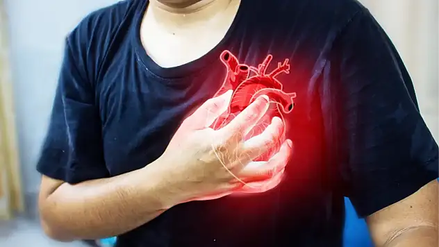 'Uzun süre oturmak kalp krizi riskini artırabilir'
