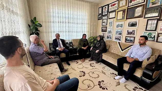 Vali Akın'dan Şehit Polis Metin Düzgün'ün ailesine anlamlı ziyaret