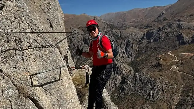 'Via Ferrata' parkuru adrenalin tutkunlarının rotası oldu