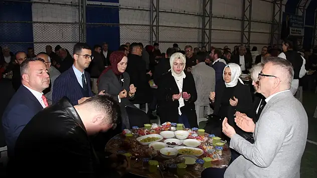Yalıhüyük'te iftar programı düzenlendi