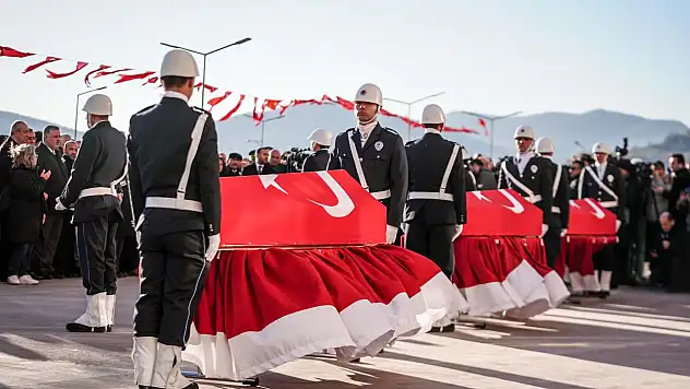 Yalova'da şehitlerimiz için tören düzenlendi
