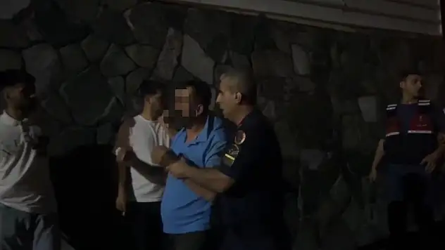 Yangın Yerinde Hırsızlık İddiası Ortalığı Karıştırdı! Tekme Tokat Dayak Yedi