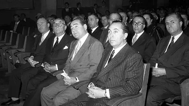 Yassıada tutanakları, cunta hukukunu gözler önüne seriyor
