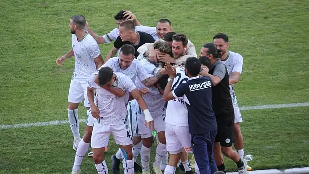Yavru Kartal, İzmir yolcusu