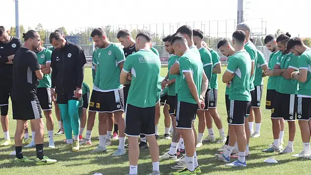 Yavru Kartal kan kaybediyor