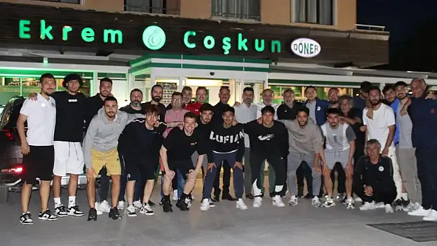 Yavru Kartal moral yemeğinde buluştu