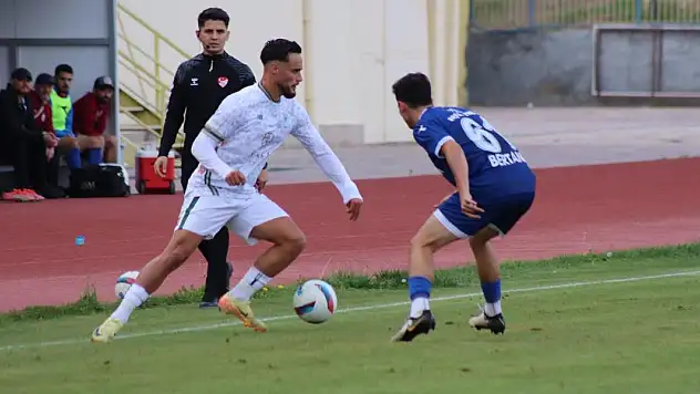 Yavru Kartal, Pazarspor ile berabere kaldı
