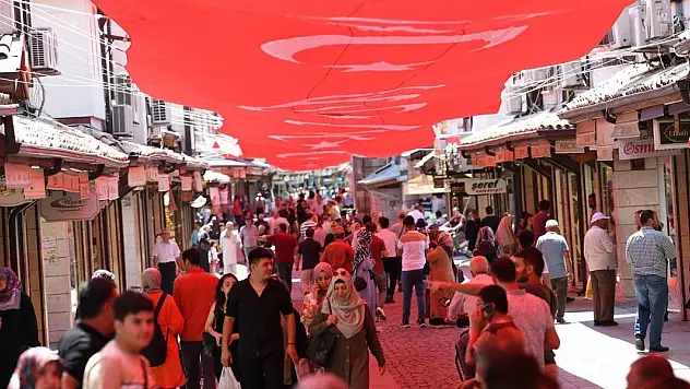 Yavru Kartal'da kampın yıldızı Semih Kocatürk ve Ahmet Karademir