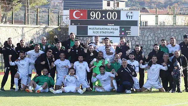 Yavru Kartal'dan Bursa zaferi! İlk deplasman galibiyetini aldık