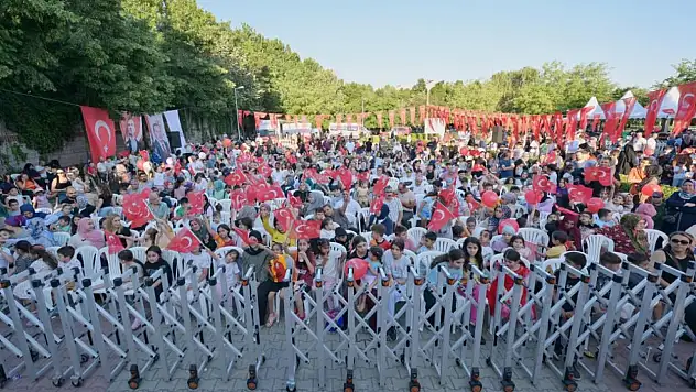 Yaz akşamları kültür ve sanat etkinlikleriyle renklendi