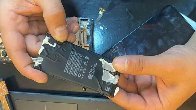 Yaz Sıcakları Cep Telefonlarını Tehdit Ediyor: Uzmanlardan Şarj Uyarısı