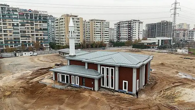 Yazır'da Külliye Yapımı Hızla Devam Ediyor