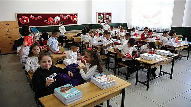 Yeni eğitim-öğretim dönemi yarın başlıyor