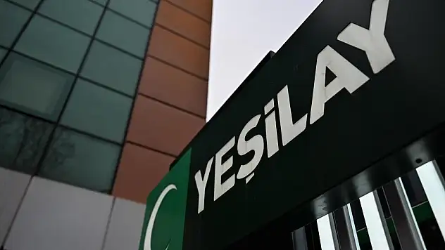 Yeşilay'ın danışma hattına başvuru sayısı 1,5 milyona yaklaştı