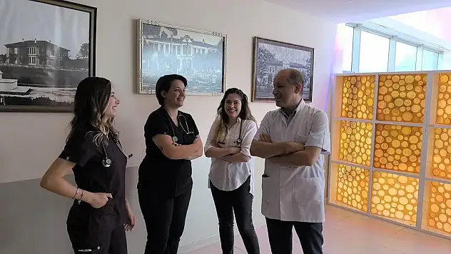 Yıllar sonra doğdukları hastaneye doktor olarak atandılar