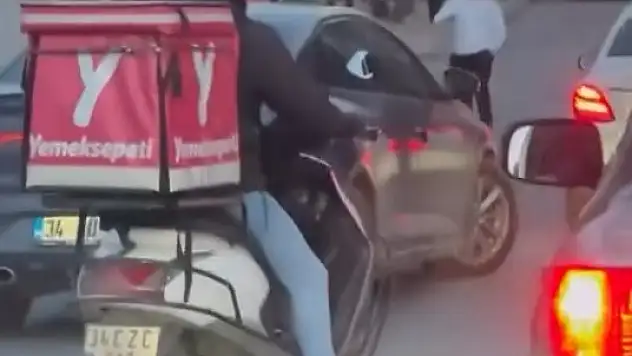 Yol verme kavgası kamerada