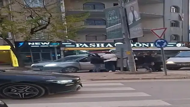 'Yol verme' tartışması yumruklu kavgaya dönüştü