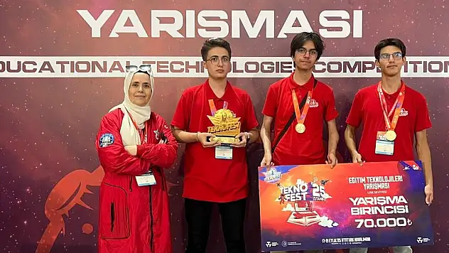 Yöntem Koleji TEKNOFEST'te Yine Türkiye Birincisi