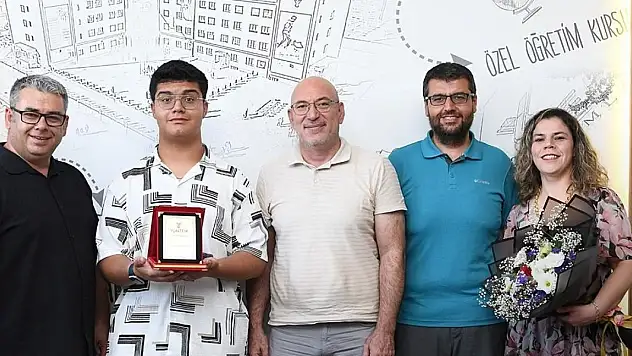Yöntem Kolejinden, Kanada'ya uzanan bir eğitim