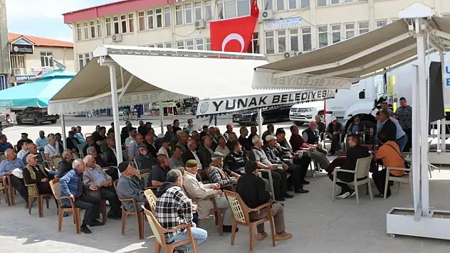 Yunak Belediye Başkanı Günaltay, vatandaşların sorularını yanıtladı