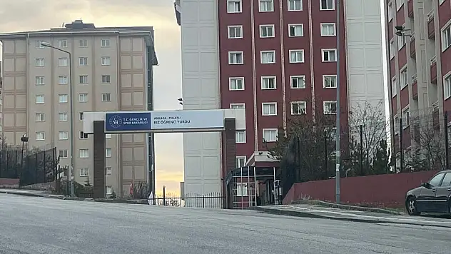 Yurdun 4'üncü katından düşen üniversite öğrencisi, ağır yaralandı
