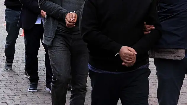 Yurt dışına kaçma planı yapan 7 FETÖ'cü MİT, jandarma ve emniyet operasyonuyla yakalandı