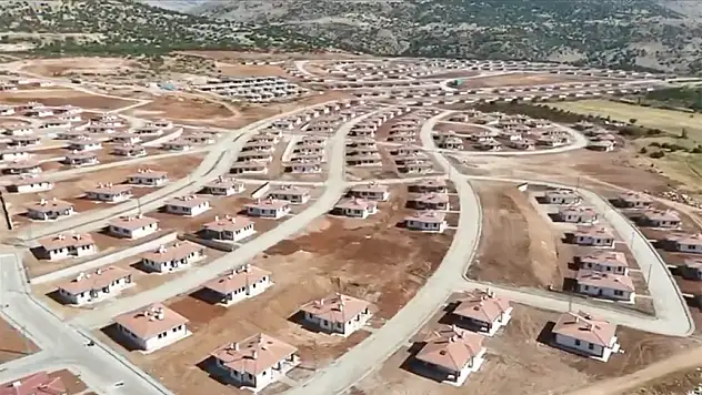 Yüzlerce kırsal konut yarın hak sahiplerine teslim edilecek