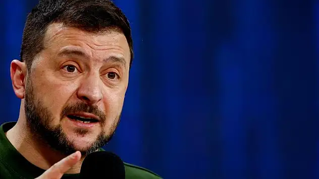 Zelenski: Ukrayna topraklarında bugün 695 bin Rus askeri var