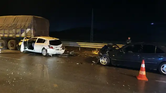 Zincirleme kaza! 2 kişi yaralandı