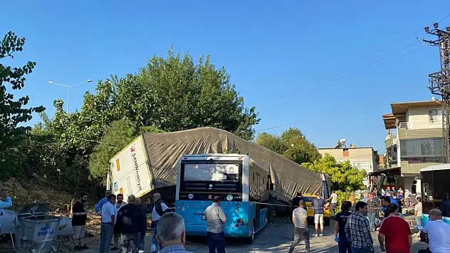 Zincirleme trafik kazasında hayatını kaybeden polis memuru toprağa verildi