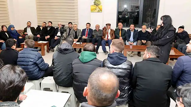 AK Parti Karatay Heyeti ve Başkan Kılca mahalle sakinleriyle görüştü