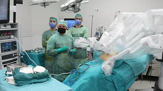 Konya'da robotik cerrahi hizmeti ücretsiz sunuluyor