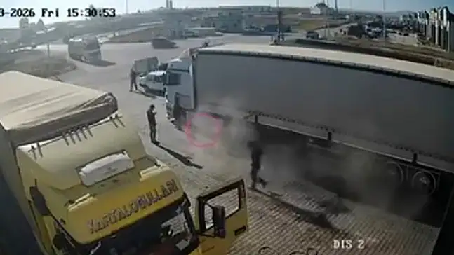 Konya'da tır tamirinde korkutan patlama!