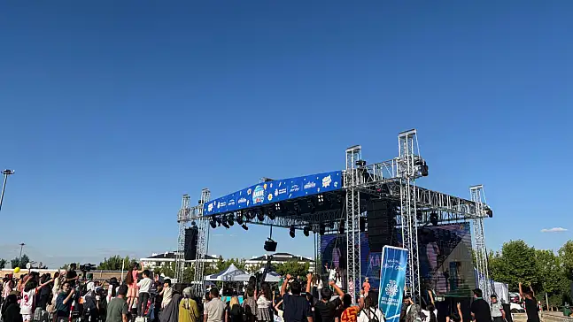 Konya'da ücretsiz şenliğe büyük ilgi! Çocuklar gün boyu eğlencenin tadını çıkardı