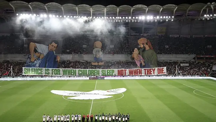 İletişim Başkanı Duran: 'Konyaspor ile Filistin Milli Takımı’nın anlamlı buluşması, sporun birleştiren gücünü bir kez daha gösterdi'
