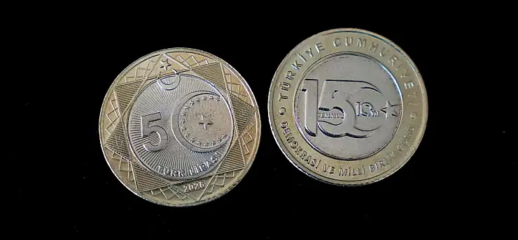 15 Temmuz'un 10. yılına özel 5 lira basıldı