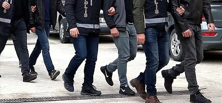 29 ilde FETÖ'ye yönelik operasyonlarda 63 şüpheli yakalandı