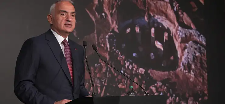 Bakan Ersoy: Turizm geliri 9 ayda 51 milyar 278 milyon dolara ulaştı!