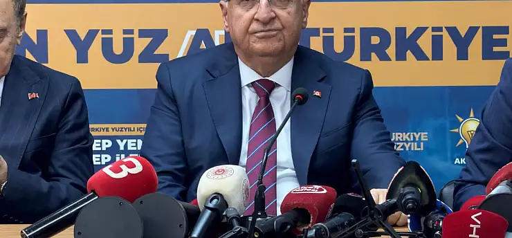 Bakan Güler: 'Dünya savaş ve belirsizliklerin arttığı hassas bir dönemden geçiyor'