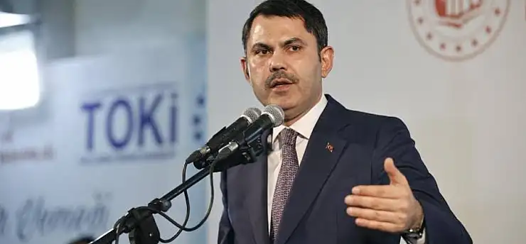 Bakan Kurum paylaştı! Kentsel dönüşümde yeni evlerine kavuştular