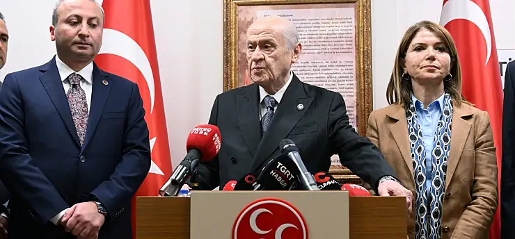 Devlet Bahçeli: Sonuç almadan bakanlarımızı suçlamak siyasete ihanettir