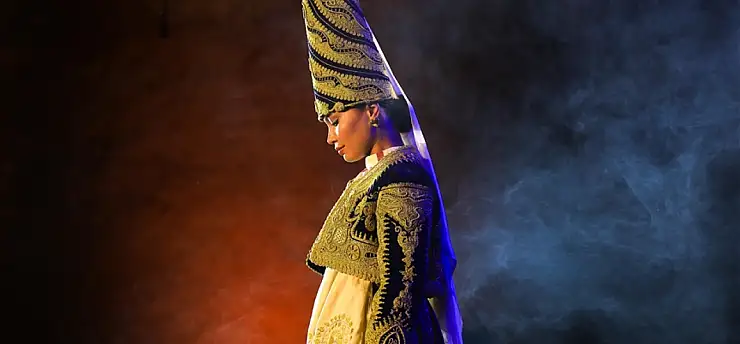 Herkes hayran kaldı: Osmanlı saray giysileri tanıtıldı